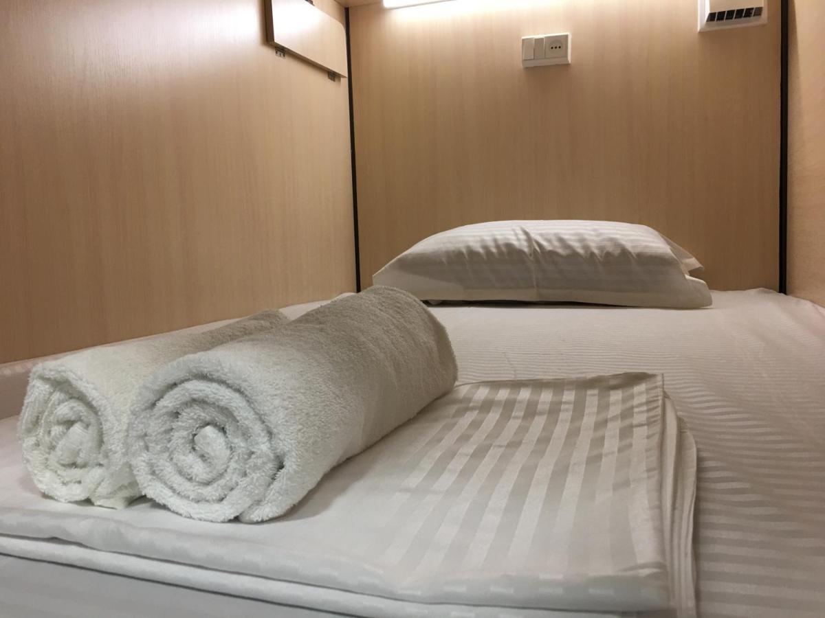 Bonvenon Capsule Hostel เยเรวาน ภายนอก รูปภาพ