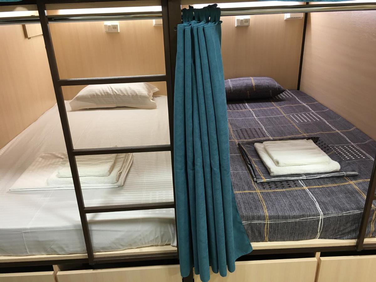 Bonvenon Capsule Hostel เยเรวาน ภายนอก รูปภาพ