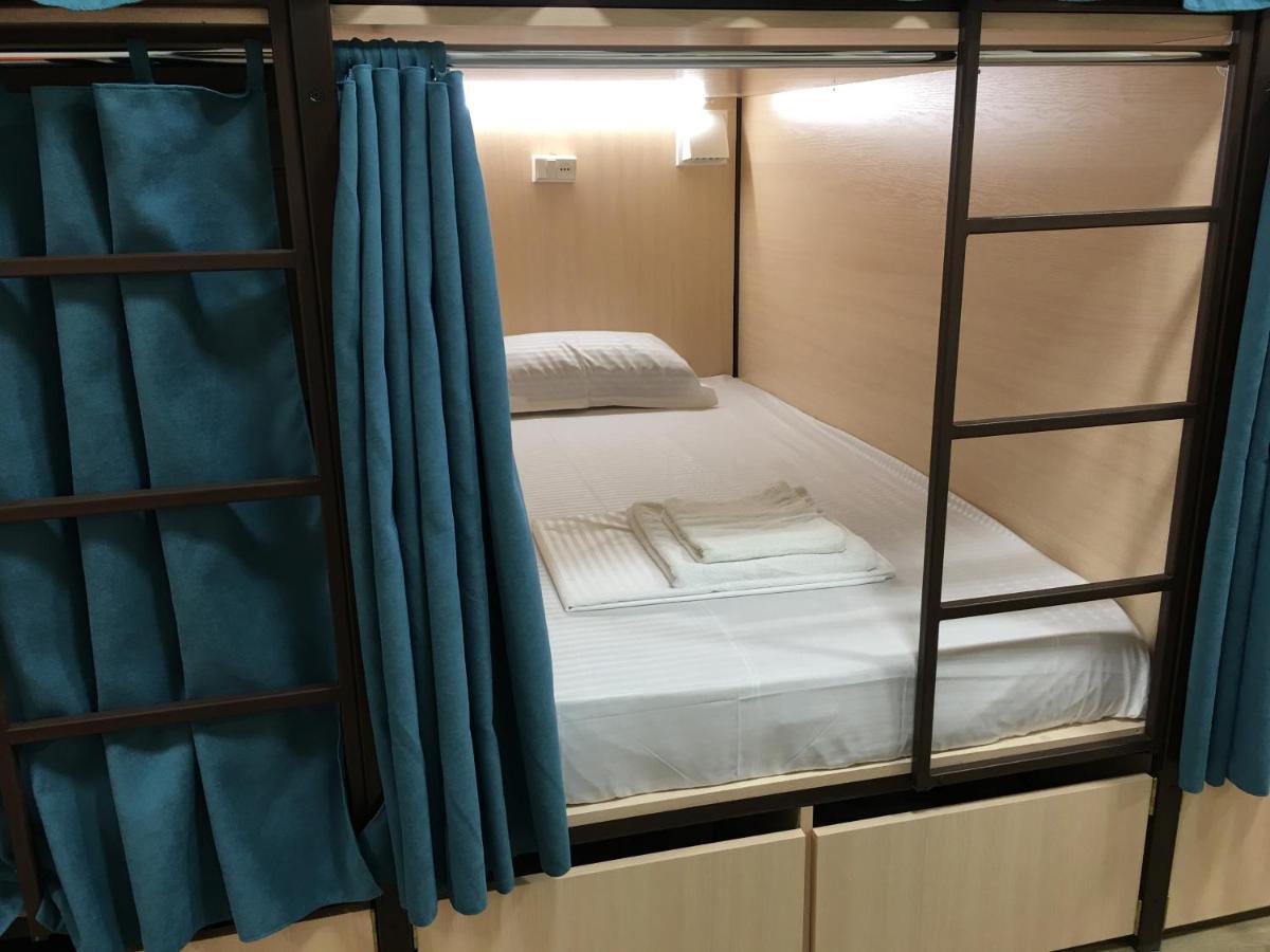 Bonvenon Capsule Hostel เยเรวาน ภายนอก รูปภาพ