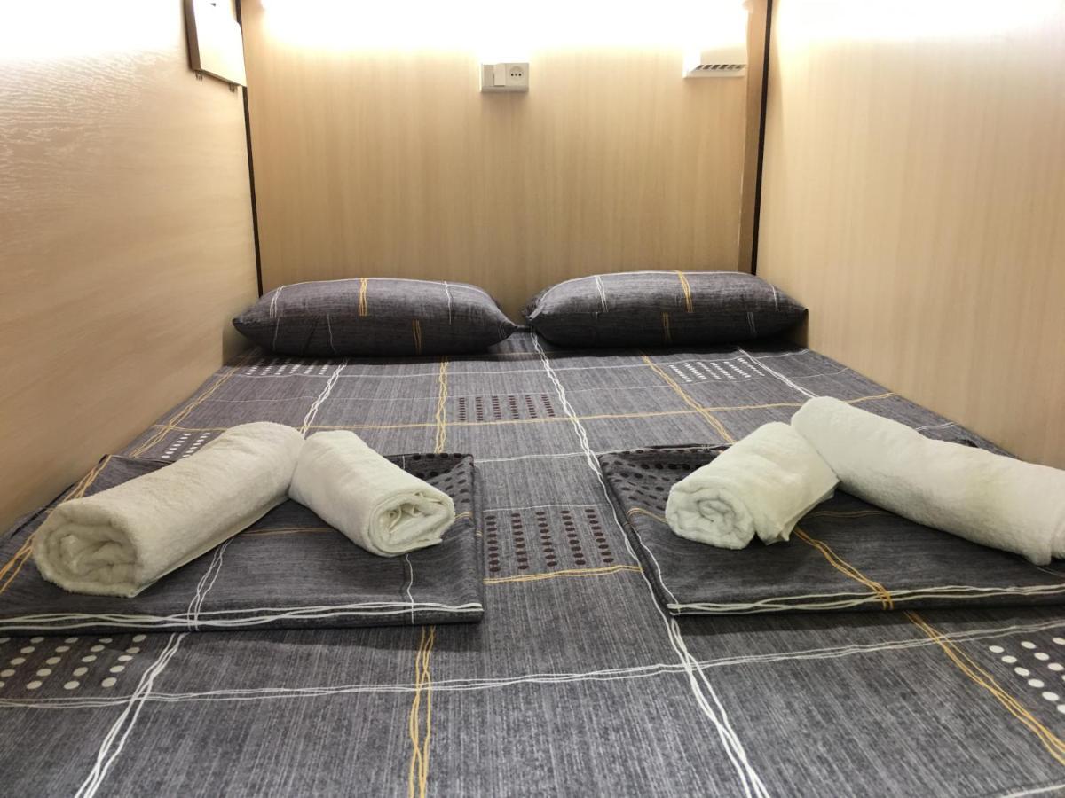Bonvenon Capsule Hostel เยเรวาน ภายนอก รูปภาพ