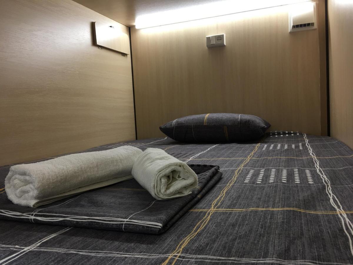 Bonvenon Capsule Hostel เยเรวาน ภายนอก รูปภาพ