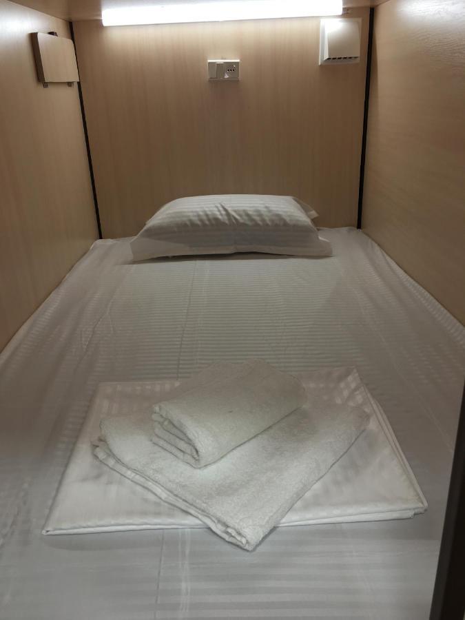 Bonvenon Capsule Hostel เยเรวาน ภายนอก รูปภาพ