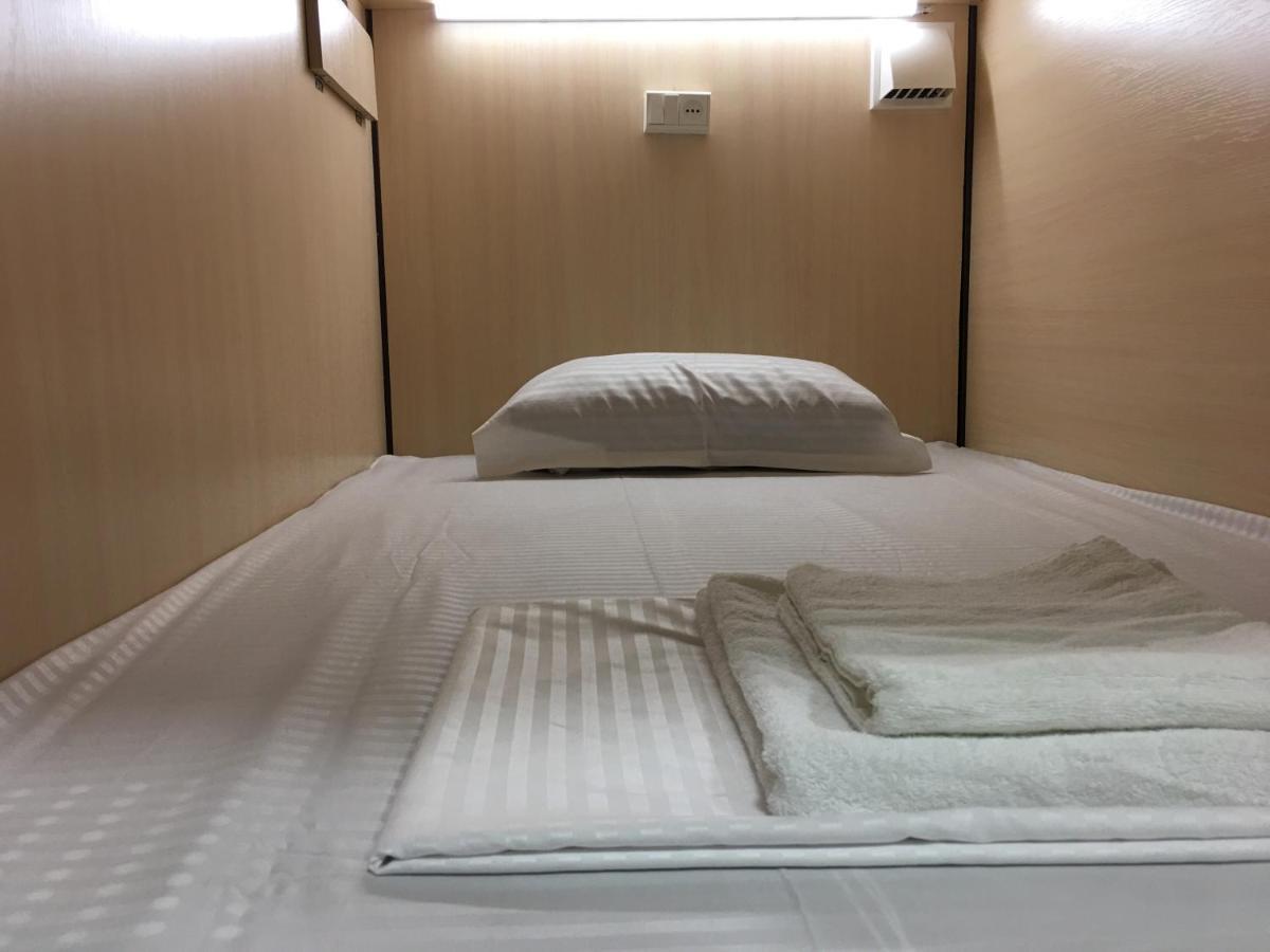 Bonvenon Capsule Hostel เยเรวาน ภายนอก รูปภาพ