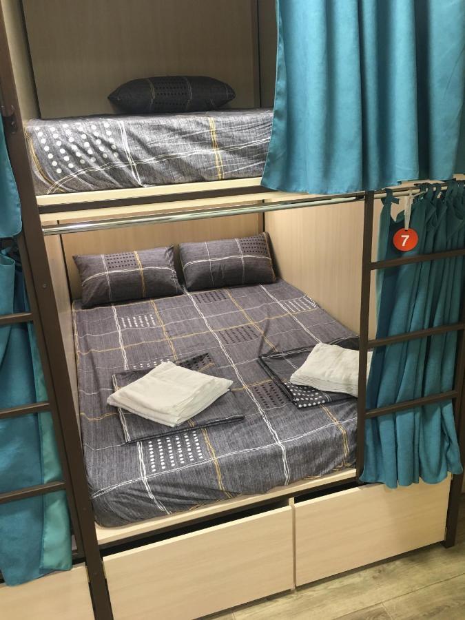 Bonvenon Capsule Hostel เยเรวาน ภายนอก รูปภาพ