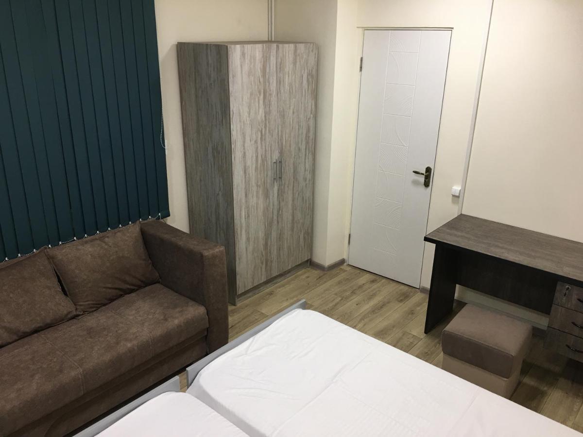Bonvenon Capsule Hostel เยเรวาน ภายนอก รูปภาพ