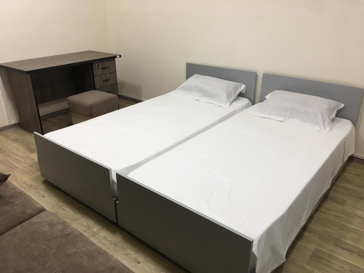 Bonvenon Capsule Hostel เยเรวาน ภายนอก รูปภาพ