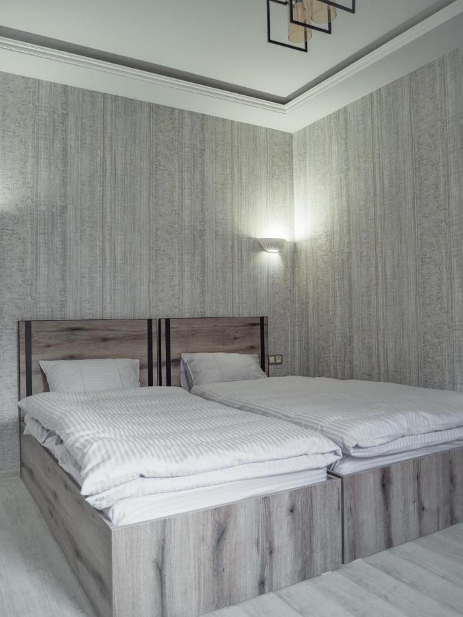 Bonvenon Capsule Hostel เยเรวาน ภายนอก รูปภาพ